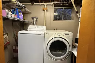 4 Emma Dr, Pittsburgh, PA 15223 - Photo 32