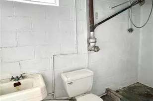 260 Simon Dr, Summit Township, PA 16002 - Photo 32