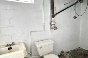 260 Simon Dr, Summit Township, PA 16002 - Photo 32