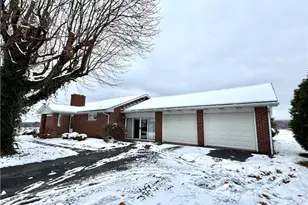 260 Simon Dr, Summit Township, PA 16002 - Photo 2