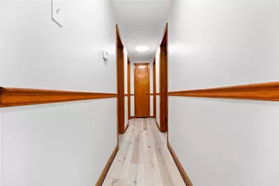 707 Clark Ave, Jeannette, PA 15644 - Photo 14