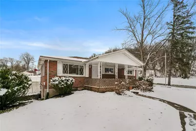 707 Clark Ave, Jeannette, PA 15644 - Photo 2