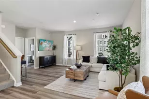 766 Olivia St, Collier Township, PA 15205 - Photo 8