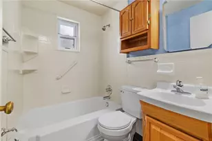 5704 Willow Terrace Dr, Bethel Park, PA 15102 - Photo 16