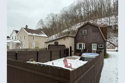 1155 Wall Ave, Pitcairn, PA 15140 - Photo 18