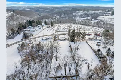 1281 Chapel Rd, Center Township, PA 15061 - Photo 32