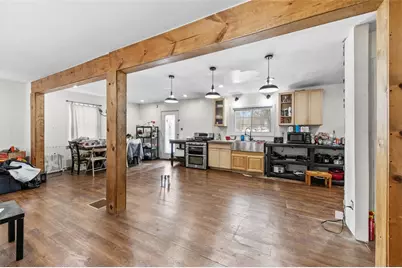 722 Connellsville Ave, Bullskin Township, PA 15425 - Photo 12