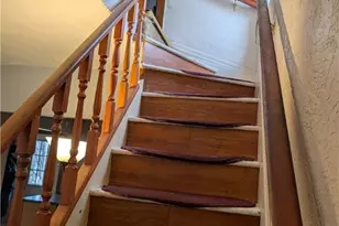 1305 Stem St, Pittsburgh, PA 15220 - Photo 8