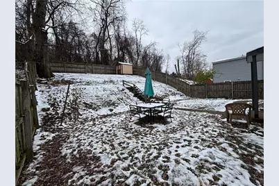 1157 Cloverfield Dr, Pittsburgh, PA 15227 - Photo 10