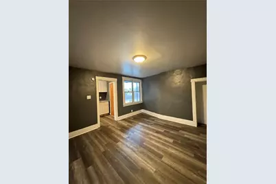 6640 Rowan St, Lincoln Larimer, PA 15206 - Photo 4