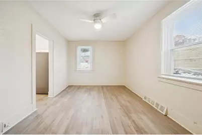 400 Broadway Ave, McKees Rocks, PA 15136 - Photo 12