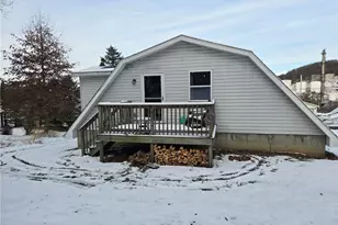 121 Olive St, Karns City Petrolia, PA 16041 - Photo 2