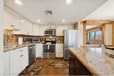 8011 Meadowridge Drive, Seven Springs, PA 15622 - Photo 14