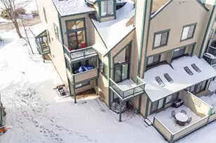 8011 Meadowridge Dr, Seven Springs, PA 15622 - Photo 46