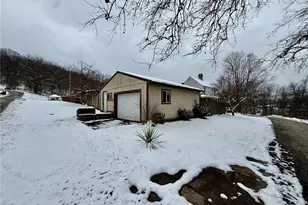 19 2nd St, West Bethlehem, PA 15345 - Photo 4