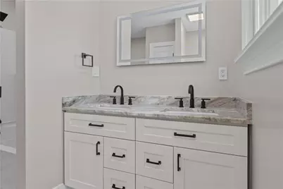 515 Grandview Dr, South Franklin, PA 15301 - Photo 38