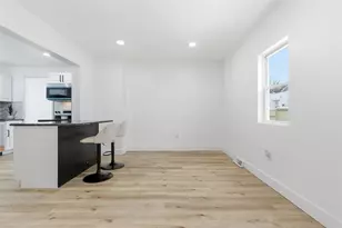 1227 McMinn St, Aliquippa, PA 15001 - Photo 8