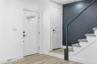 1227 McMinn St, Aliquippa, PA 15001 - Photo 4