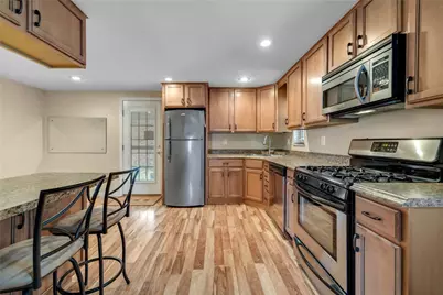 982 Highview Rd, Pittsburgh, PA 15234 - Photo 10