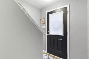 238 Grace Manor Dr, Robinson Twp, PA 15108 - Photo 4