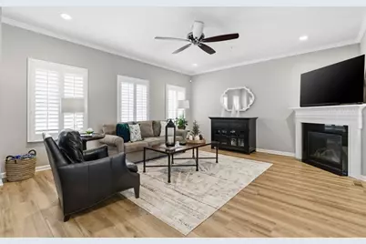 238 Grace Manor Drive, Robinson Twp, PA 15108 - Photo 6