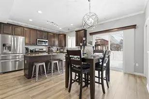 238 Grace Manor Dr, Robinson Twp, PA 15108 - Photo 10