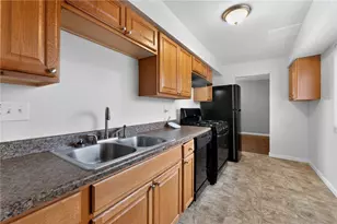 130 Harphen St, Versailles Boro, PA 15132 - Photo 16