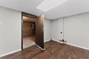 130 Harphen St, Versailles Boro, PA 15132 - Photo 28