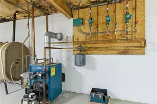 135 Lake Front Dr, Allegheny Township, PA 15940 - Photo 34