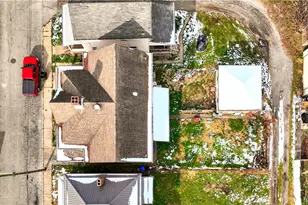 325/327 8th Ave, New Brighton, PA 15066 - Photo 4