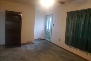 113 Sunset St, Manor Township, PA 16226 - Photo 6