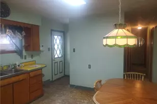 113 Sunset St, Manor Township, PA 16226 - Photo 2