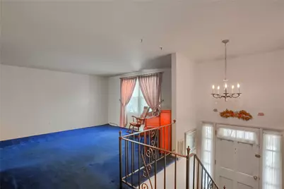 556 Sangree Rd, Ross Twp, PA 15237 - Photo 6