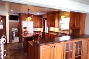 114 Duncan Cir, Brighton Township, PA 15009 - Photo 16