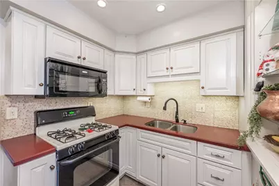 1134 Mississippi Ave, Pittsburgh, PA 15216 - Photo 10