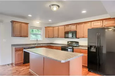 219 Grace Manor Dr, Robinson Twp, PA 15108 - Photo 24