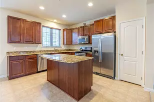 10 Roosevelt Dr, Kennedy Township, PA 15136 - Photo 6