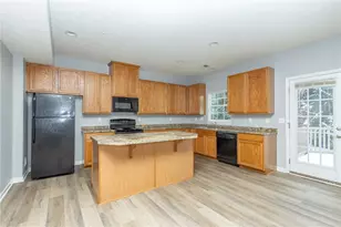 105 Mews Ln, Cranberry Township, PA 16066 - Photo 10