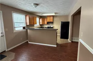 3586 N Hermitage Rd, Pymatuning Township, PA 16154 - Photo 4