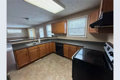 3586 N Hermitage Rd, Pymatuning Township, PA 16154 - Photo 6