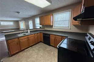 3586 N Hermitage Rd, Pymatuning Township, PA 16154 - Photo 6