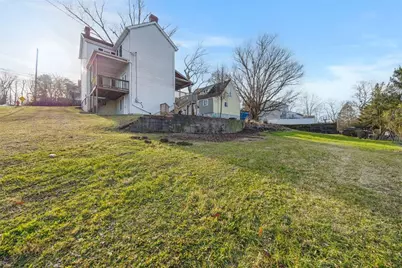 300 Western Ave, Oakdale, PA 15071 - Photo 14