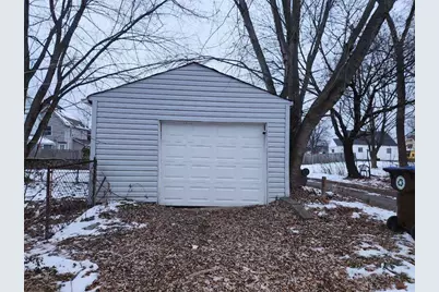 611 Spruce Ave, Sharon, PA 16146 - Photo 22