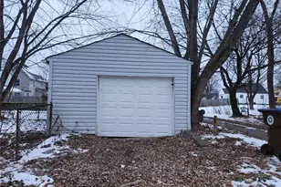 611 Spruce Ave, Sharon, PA 16146 - Photo 22