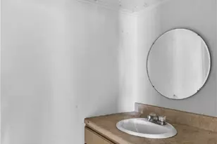 312 Lafferty St, Jeannette, PA 15644 - Photo 24