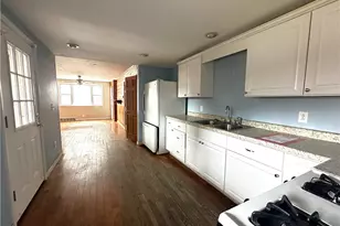 1913 Fox Wy, Pittsburgh, PA 15203 - Photo 4