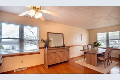 110 Hickory Ln, West Leechburg, PA 15656 - Photo 8