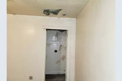 504 Beechwood Ave, Farrell, PA 16121 - Photo 14