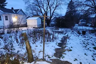 504 Beechwood Ave, Farrell, PA 16121 - Photo 26