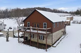 2976 Henderson Rd, Mount Pleasant, PA 15301 - Photo 32